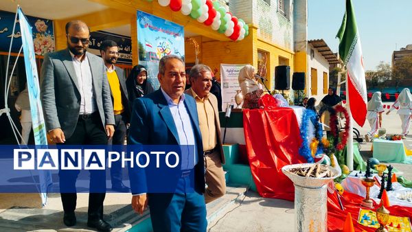 مشعل المپیاد ورزشی ناحیه ۷ در دبستان شهدای راه آهن روشن شد