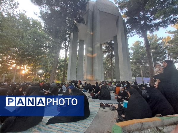 مراسم دعای عرفه درجوار شهدای گمنام پارک وحدت شهرستان آشخانه