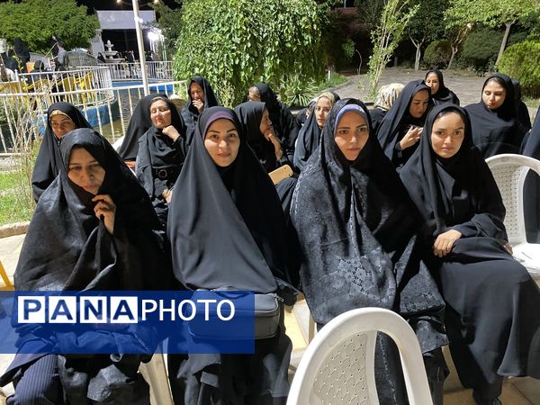 هفته‌ای برای ستایش دانایی؛ جشن معلمان در تالار ملک برگزار شد