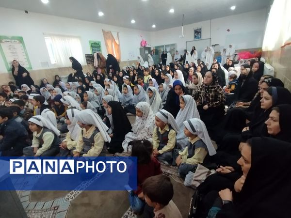 جشن مادر و دختری  در مدرسه تکتم خلیل آباد 