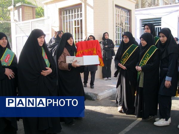 دبیرستان سردار شهید قاسم سلیمانی میزبان شهید گمنام شد