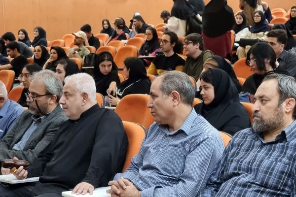 بزرگداشت پروفسور مریم میرزاخانی در دانشگاه آزاد واحد کرج