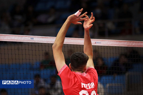 هندوستان حریفان پسران ایران در نیمه‌نهایی شد/ دختران برای تعیین رتبه به مصاف هند۱ می‌روند