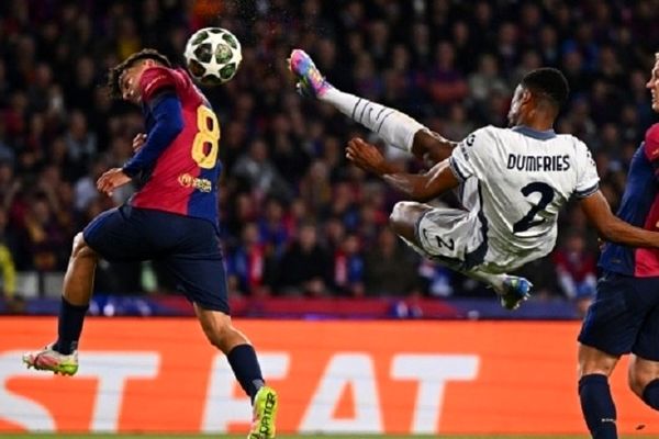 پرواز عقاب لهستانی آبی‌اناری‌ها بر اردوگاه افعی‌ها؛ توپ‌های آرسنالی‌ها به سمت PSG مسلح شد