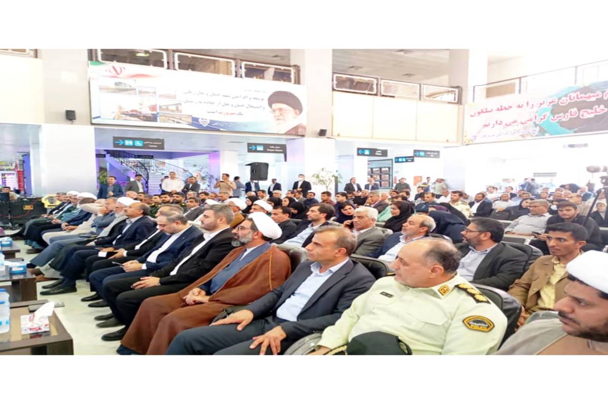 قطار ۵ ستاره رویال، سفر بندرعباس–مشهد را برای هرمزگانیها آسانتر و دلپذیرتر کرد