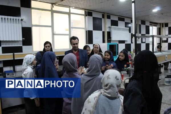 کارگاه علمی دانشآموزی زیست محیطی یزد