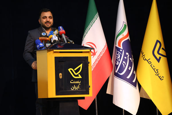 مراسم افتتاح ۳ سامانه تجزیه هوشمند برای انواع مرسولات پستی