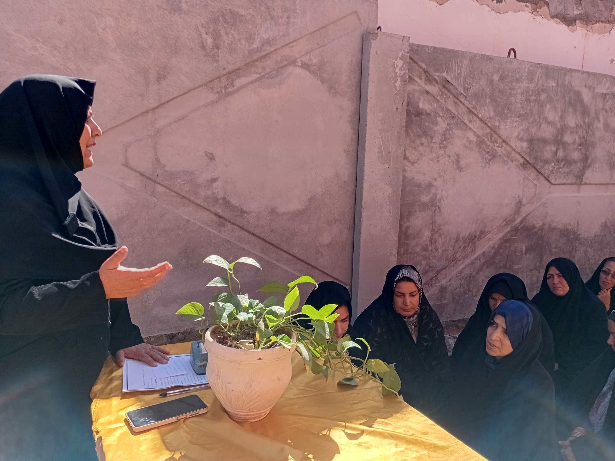 انتخابات انجمن اولیاء در مدرسه مادرمهربان نقاب