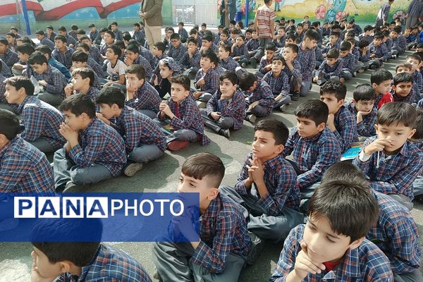  مراسم مصباح الهدی با محوریت امام سجاد (ع) در دبستان علامه طباطبایی پیشوا