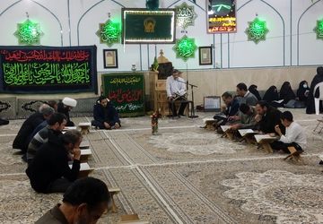 محفل انس با قرآن در رضویه شهرستان کوهپایه به مناسبت دهه فجر 