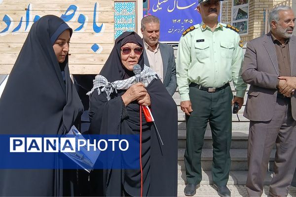 آیین بازگشایی مدارس با حضور نماینده مجلس شورای اسلامی در کهریزک 