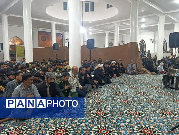 مراسم اعتکاف دانش‌آموزی در مسجد نور سندرک