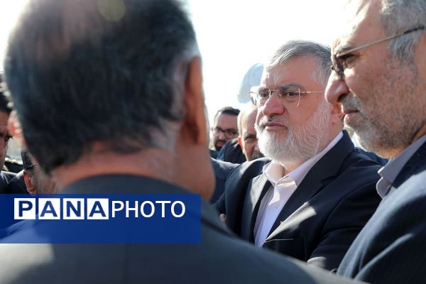 وعده قشقاوی به تحقق رسید، خشت‌گذاری دو مدرسه ۱۵ کلاسه دخترانه در حصارک پایین