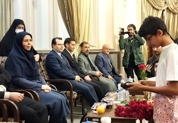 اولین مراسم گلریزان آزادسازی مادران زندانی در مشهد