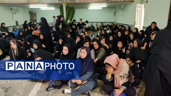 دبستان آوای مهر قائمشهر میزبان عزاداران حسینی شد