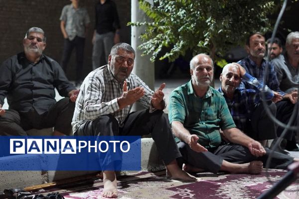 چهارمین سال برگزاری مراسم تعزیه‌خوانی گروه «عشاق‌الحسین» در اردکان