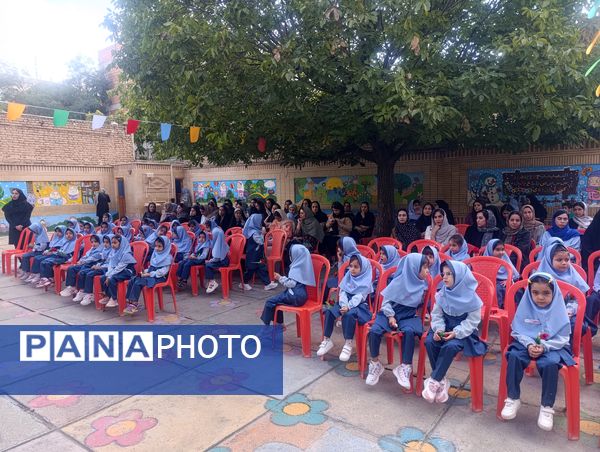 جشن غنچه‌های  کودکستان مهر و ماه آشخانه 
