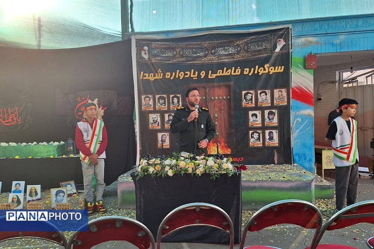 سوگواری معنوی در شیخ جنید(ره)؛ مدرسه غرق در عطر فاطمیه