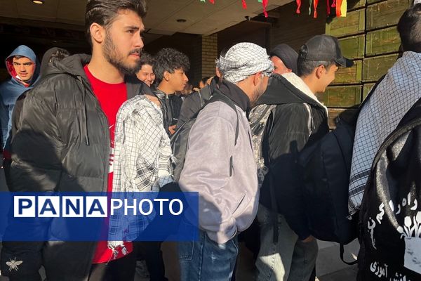 آغاز سفر معنوی دانش‌آموزان پسر ملارد به مناطق عملیاتی جنوب کشور