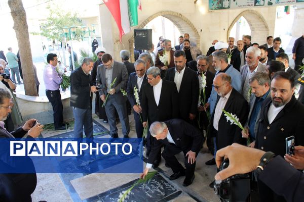 آغاز سفر وزیر میراثفرهنگی کشور به رباطکریم از امامزاده عمادالدین(ع)