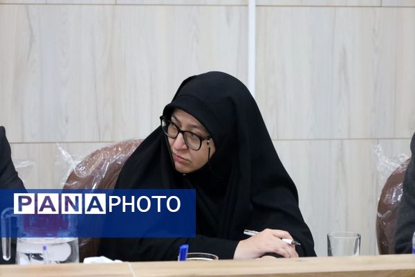 نشست مدیران مدارس سمپاد یزد با حضور رئیس سازمان ملی پرورش استعدادهای درخشان 