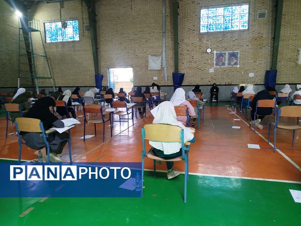 برگزاری آزمون ورودی مدارس تیزهوشان مقطع متوسطه اول در فاروج