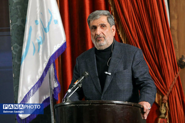 گردهمایی ورزشکاران در پویش ملی «به‌ساز مدرسه بساز مدرسه»