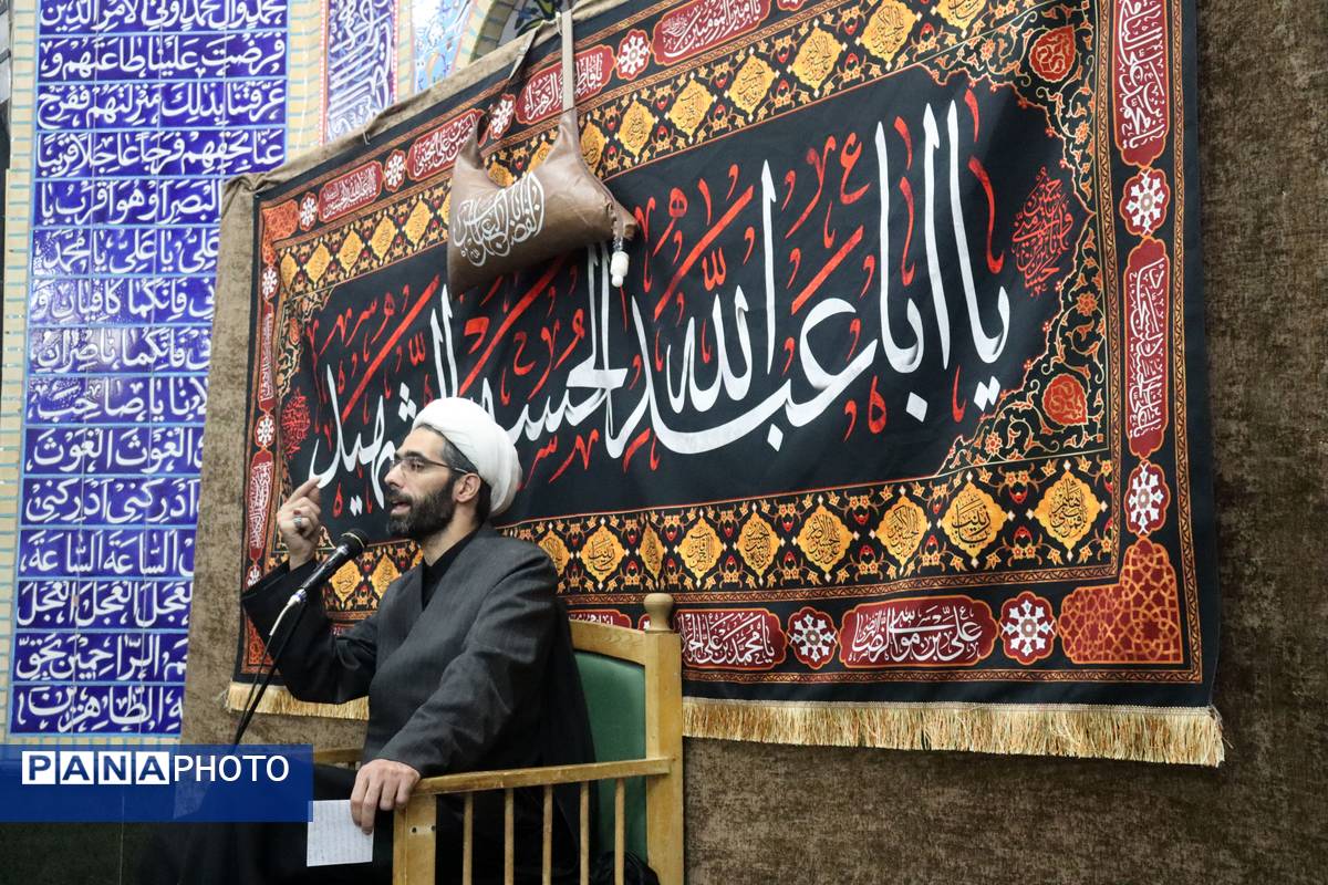 سخنرانی همزمان با شبهای محرم در مسجد حضرت صاحب الزمان(عج)