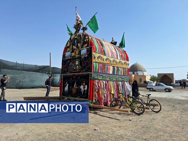 شکوه نخل‌گردانی در گناباد؛ تصویری از عشق و ارادت در محرم
