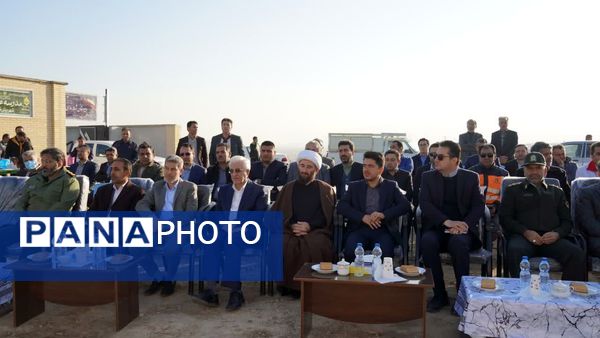 کلنگ زنی هنرستان شبانه‌روزی شهدا ارتش در شهرستان مانه 