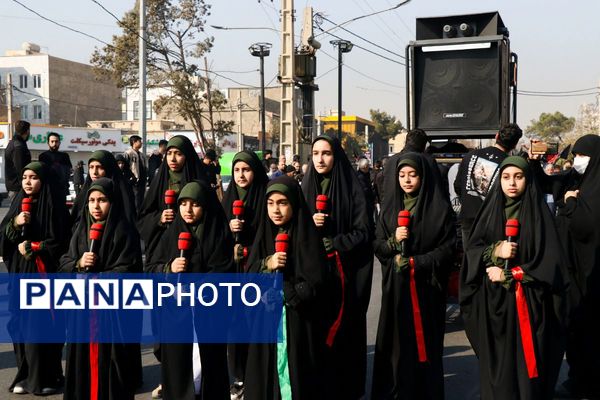 موج عشق و عزاداری در کوچه‌های اسلامشهر