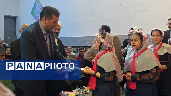 همایش تجلیل از فرهنگیان بازنشسته ناحیه۴ اصفهان در اردوگاه شهید بهشتی اصفهان