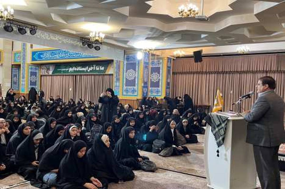 دانش‌آموزان با تأمل در روایت‌های ایثار، مسئولیت خود را در آینده کشور بشناسند