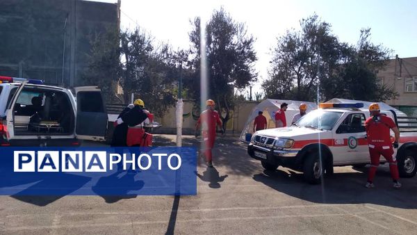 برگزاری مانور زلزله در مدرسه فاطمیه شهرستان آببر