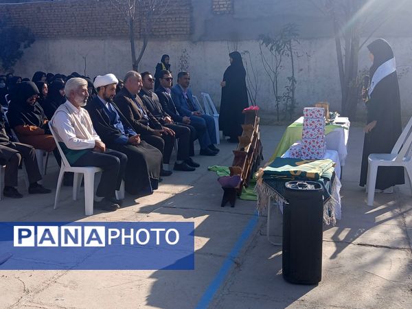 گرامیداشت هفته قرآن، عترت و نماز در آموزشگاه مرحوم صفری شهرستان خلیل آباد