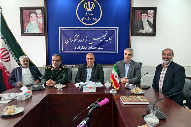 تجلیل از دختران برگزیده رشته‌های علمی ورزشی شهرستان جعفرآباد