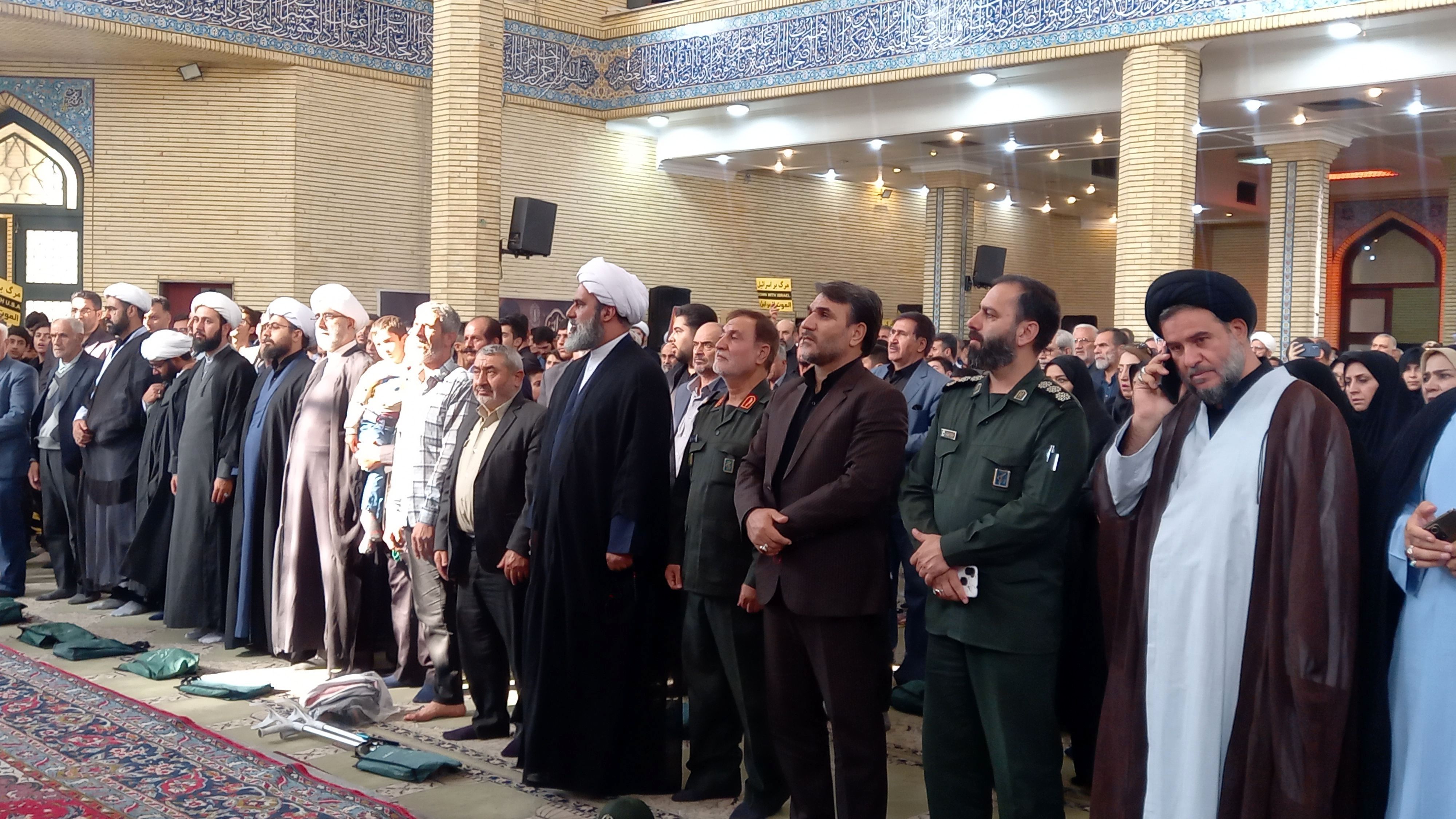 مراسم بزرگداشت مجاهد شهید سیدحسن نصرالله در مسجد خاتم‌الانبیا شهرستان ملارد
