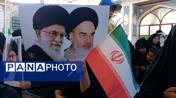 خروش شیر زنان چهارمحال‌وبختیاری در حمایت از رهبر انقلاب