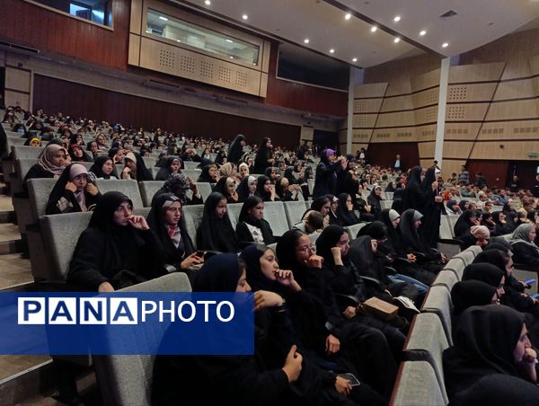 تحلیف فرماندهان بسیج مدارس نیشابور 