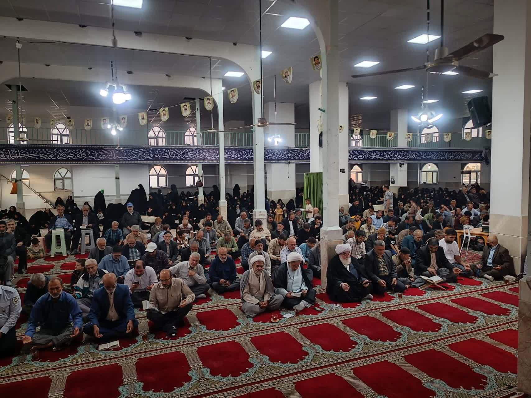 مراسم دعای عرفه در شهر درق