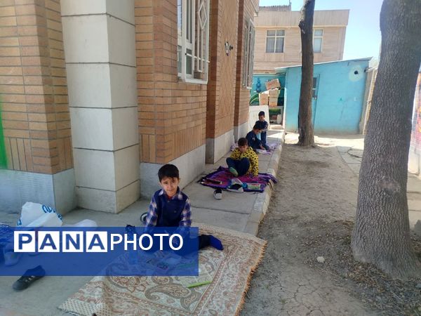 صبحانه سلامت در مدرسه پسرانه مبین شیروان