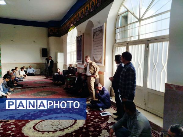 جلسه هادی هاشمینیا با اهالی محله دهمحسن؛ تأکید بر رفع مشکلات زیرساختی و خدمات شهری