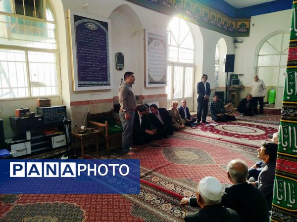 جلسه هادی هاشمینیا با اهالی محله دهمحسن؛ تأکید بر رفع مشکلات زیرساختی و خدمات شهری