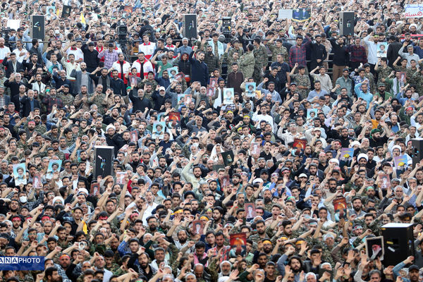 نماز جمعه تهران به امامت مقام معظم رهبری