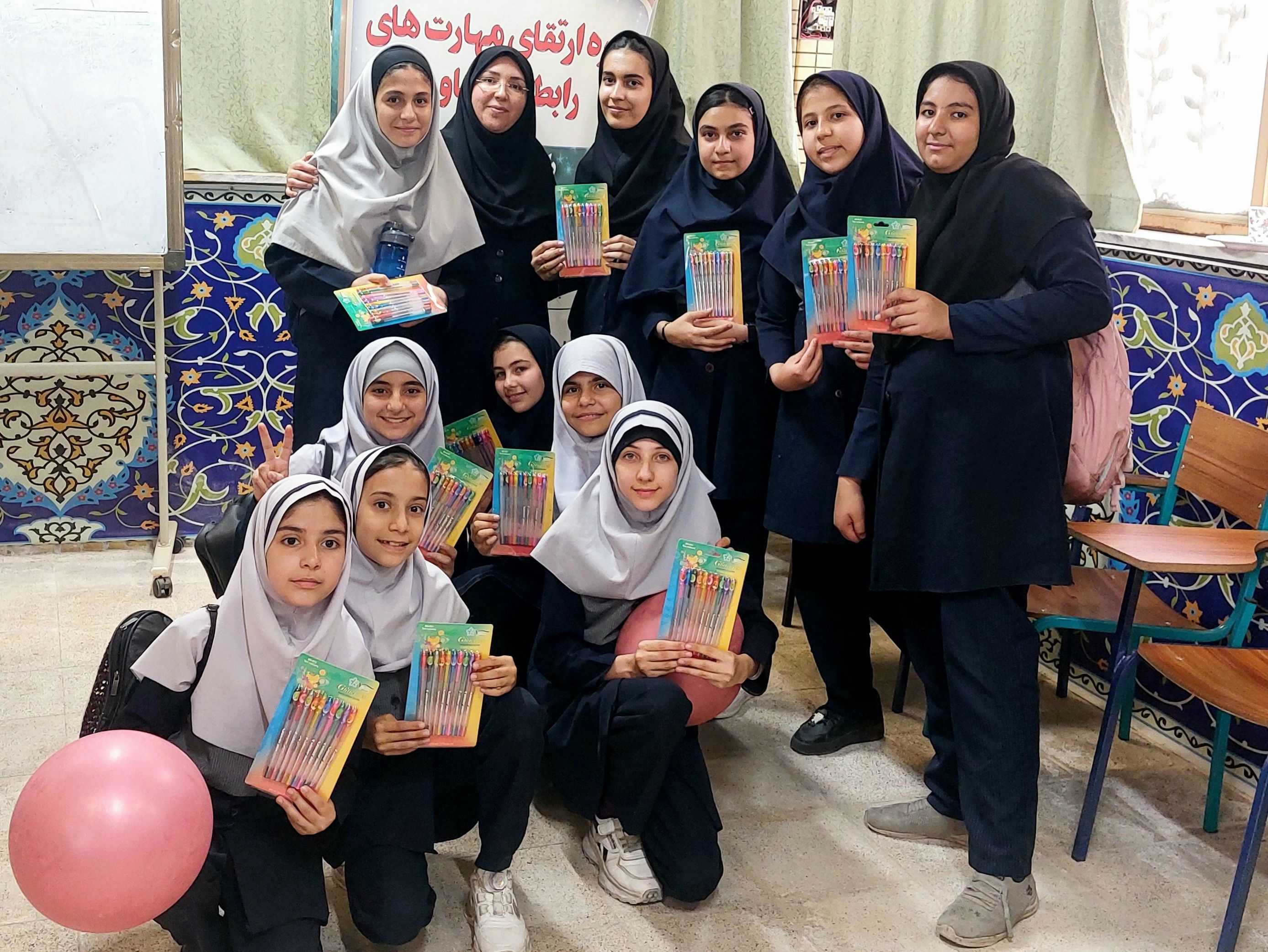 رابطان مشاوره صدای روشن آینده آموزش 