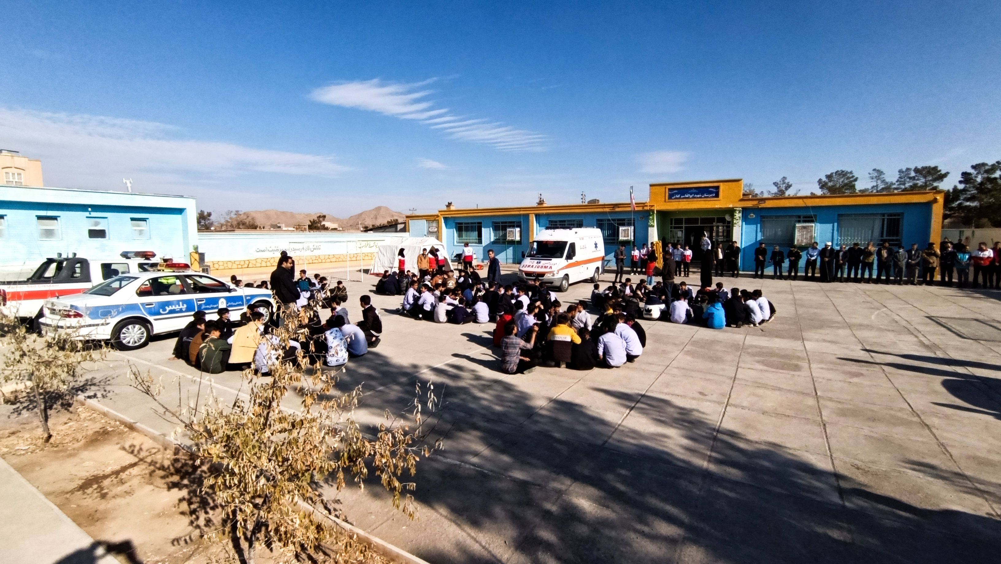 دانش آموزان بجستانی آماده برای بحران