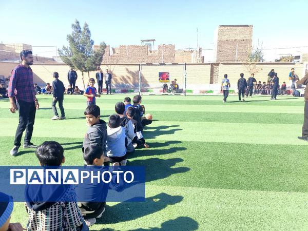 اردوی درون مدرسه ای روز دانش آموز در دبستان شهید پسندیده فدافن 