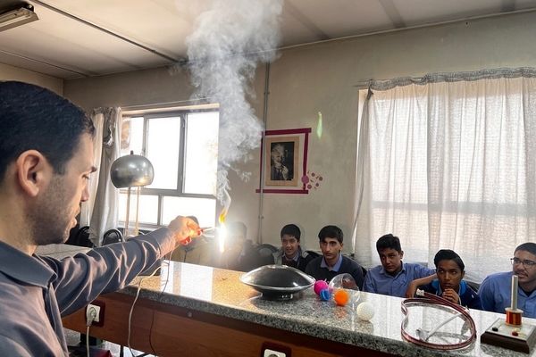 دومین روز از« همایش آشتی با علم» در پژوهش‌سرای دانش‌آموزی کاوش کهریزک 