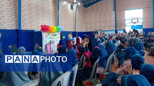 آیین جشن عاطفه‌ها در دبستان ایلیایی ناحیه 2 کرج و شهرستان فردیس