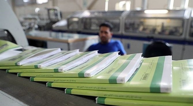 کتاب‌های درسی در موعد مقرر در اختیار دانش‌آموزان قرار خواهد گرفت
